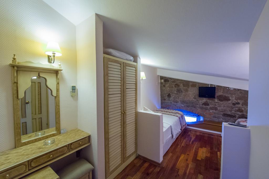 Assos Nazlihan Hotel - Special Category Exterior photo